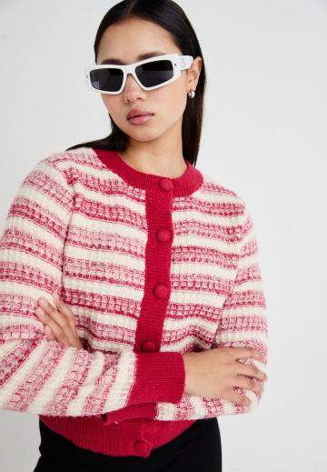 Жаккардовая вязаная кофта