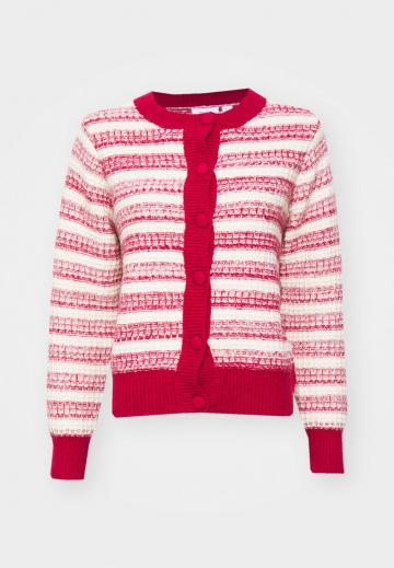 Жаккардовая вязаная кофта