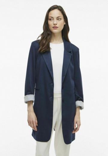 Короткое пальто