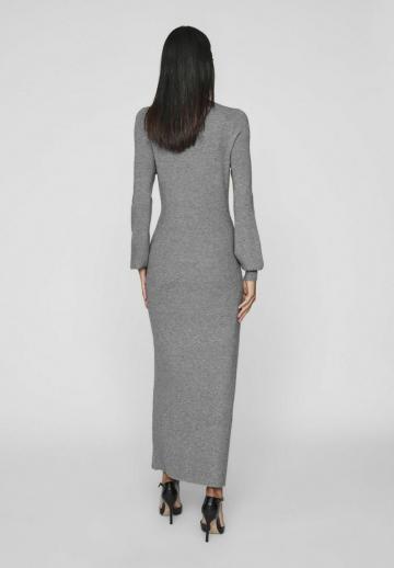 Вязаное платье