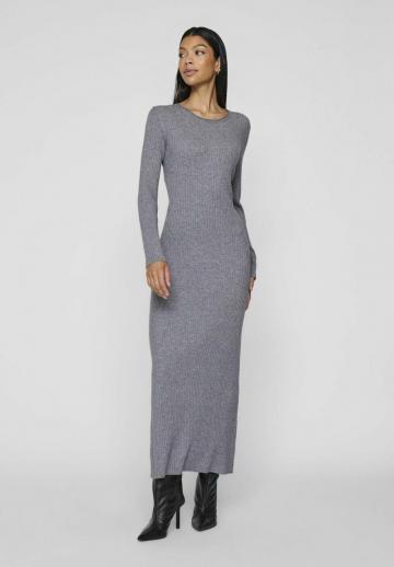 Вязаное платье