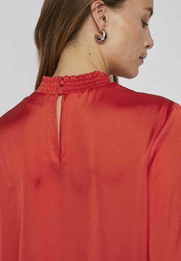 Атласная блузка