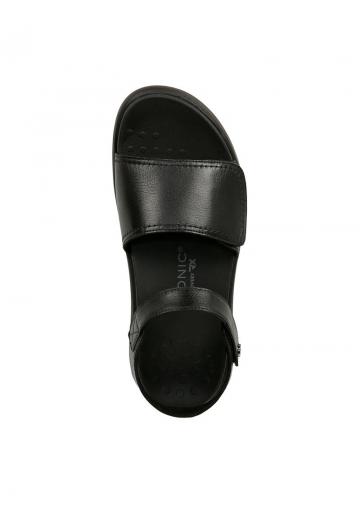 Босоножки на танкетке