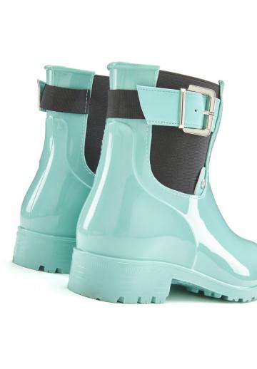 Полусапожки на высоком каблуке