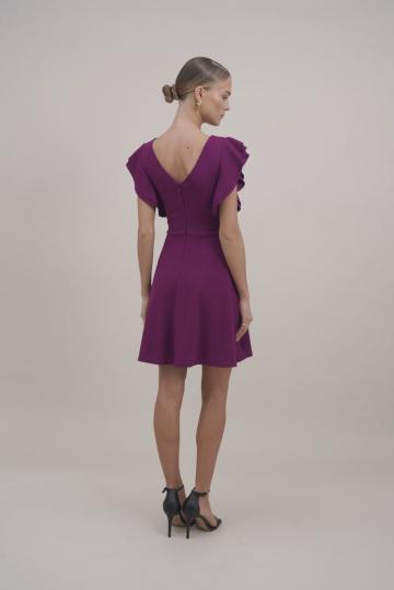 Короткое платье