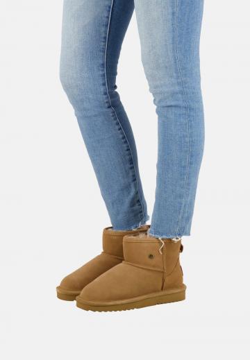 Зимние ботинки