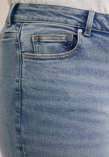 Клешеные брюки