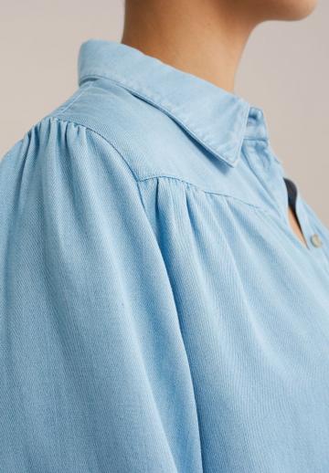 Джинсовая блузка