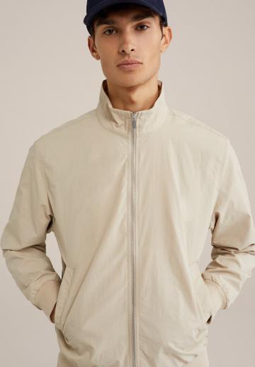 Куртка бомбер