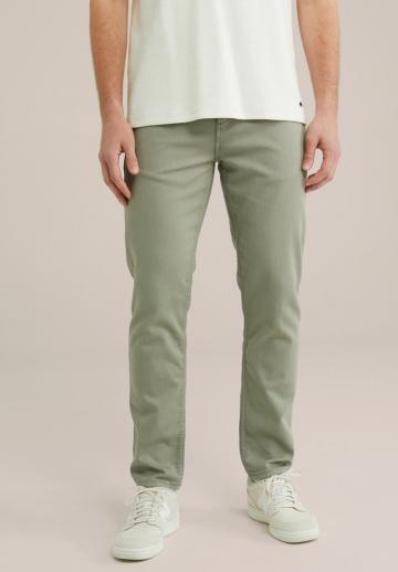 Узкие джинсы