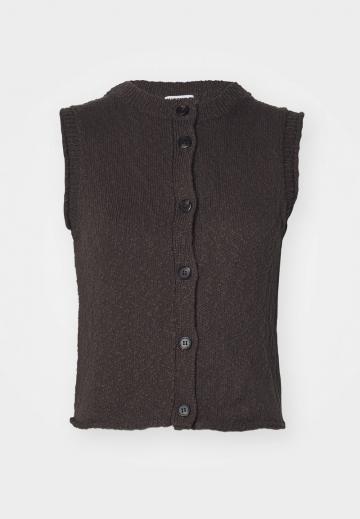 Джинсовая жилетка