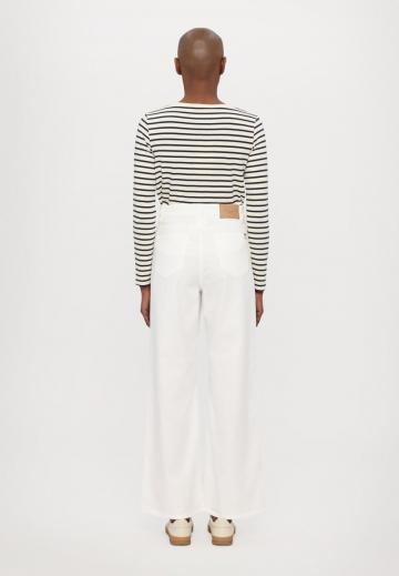 Джинсы бойфренда