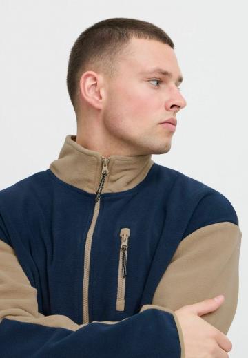 Флисовая куртка