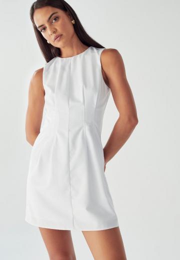 Короткое платье