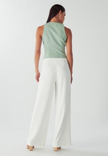 Блузка без рукавов