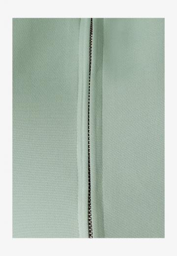 Блузка без рукавов