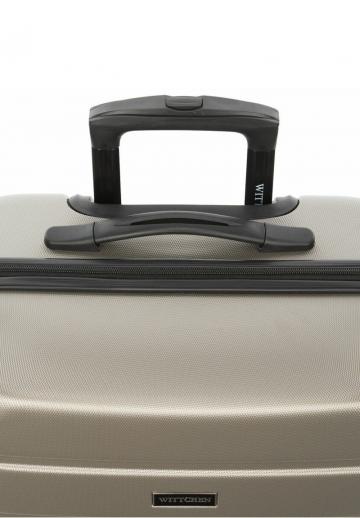 Чемодан на колесах