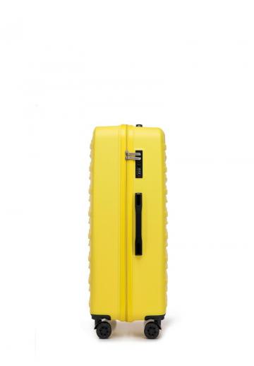 Чемодан на колесах