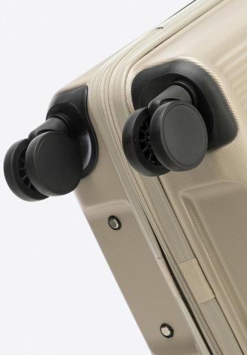 Чемодан на колесах