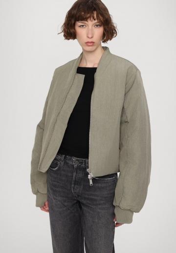 Джинсы бойфренда