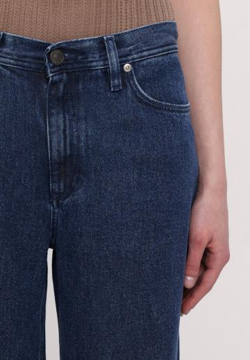 Джинсы бойфренда