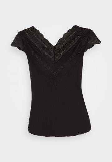 Кружевная блузка