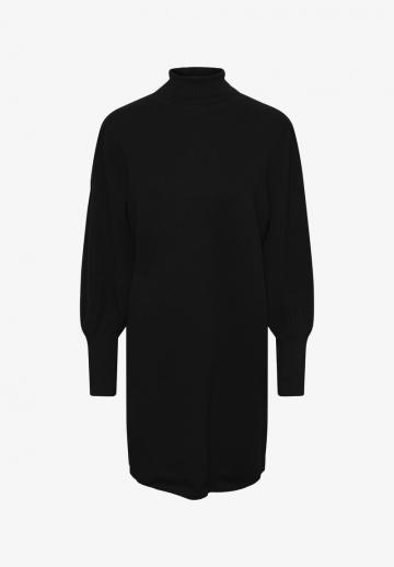 Вязаное платье