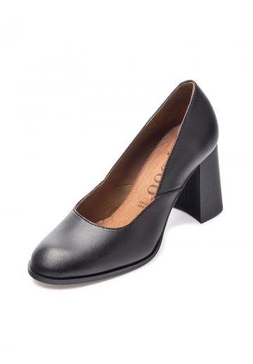 Туфли с высоким носом