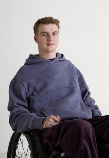 Пуловер с капюшоном