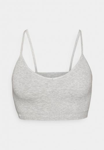 Спортивный бюстгальтер