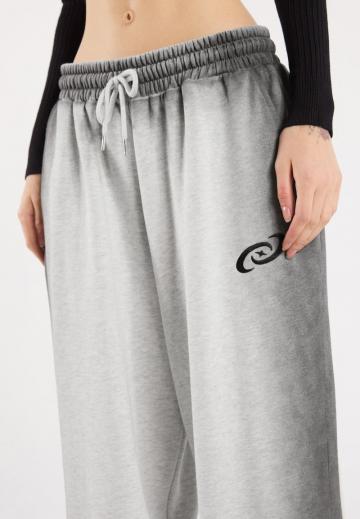 Спортивные штаны