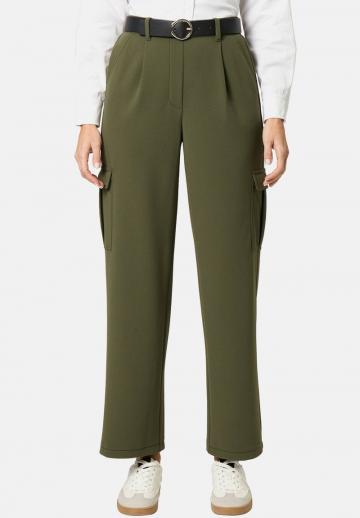 Брюки с накладными карманами