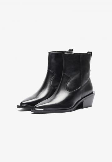 Ковбойские сапоги