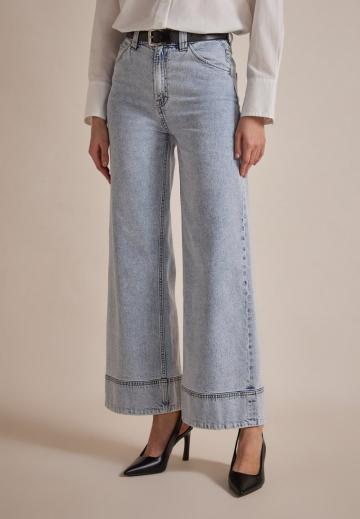 Свободные джинсы