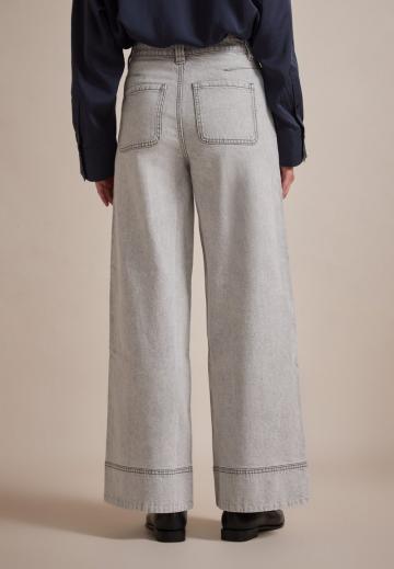 Свободные джинсы