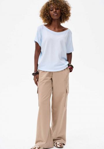 Брюки с накладными карманами