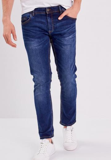 Узкие джинсы
