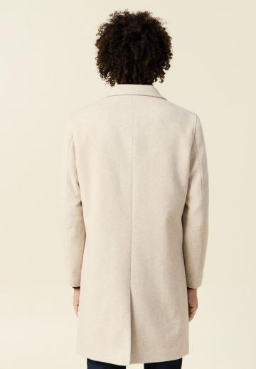 Короткое пальто