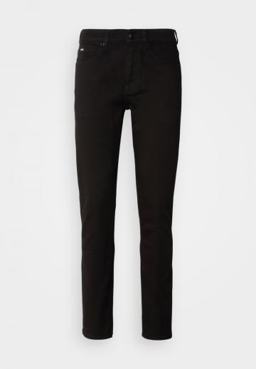 Узкие джинсы