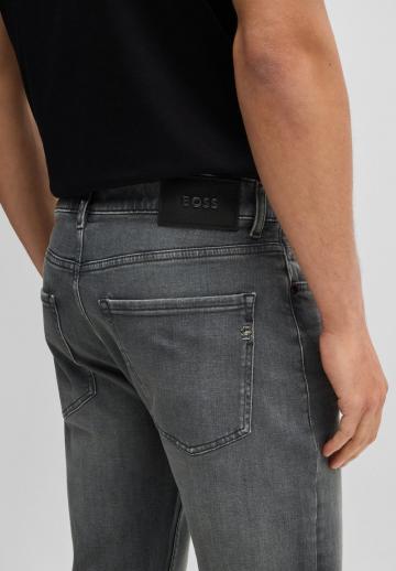 Узкие джинсы