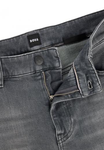 Узкие джинсы