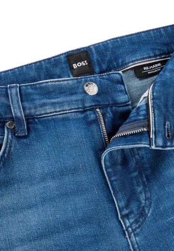 Прямые джинсы