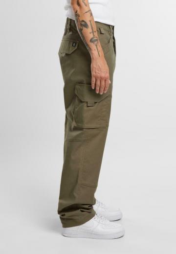 Брюки с накладными карманами
