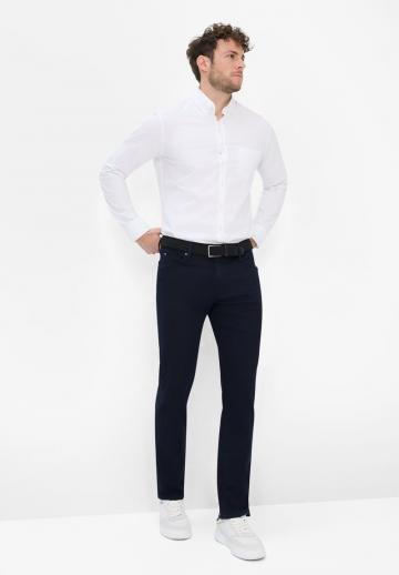 Узкие джинсы