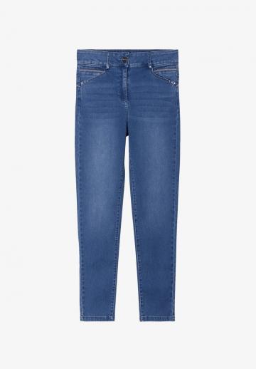 Короткие джинсы