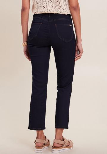 Короткие джинсы