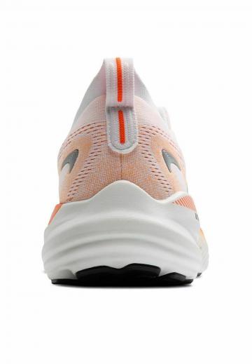 Беговые кроссовки