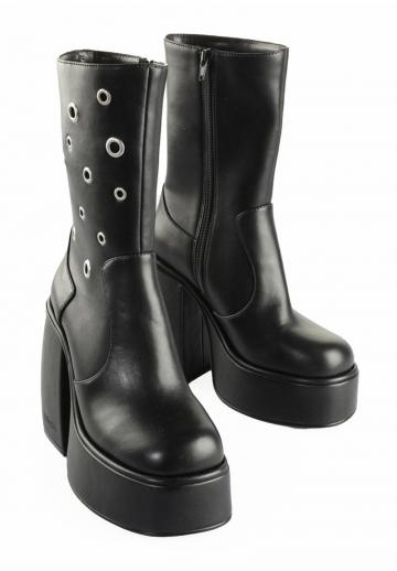 Сапожки на танкетке