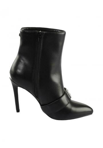 Полусапожки на высоком каблуке