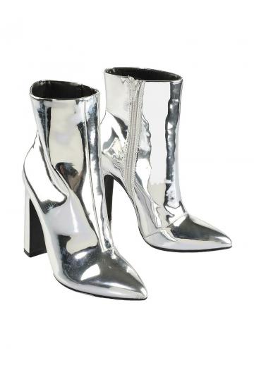 Полусапожки на высоком каблуке